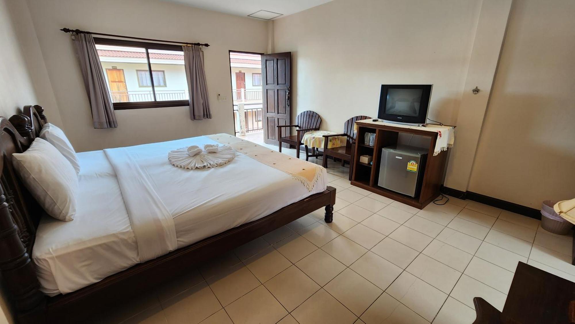Panupong Hotel Chaweng Plajı Dış mekan fotoğraf