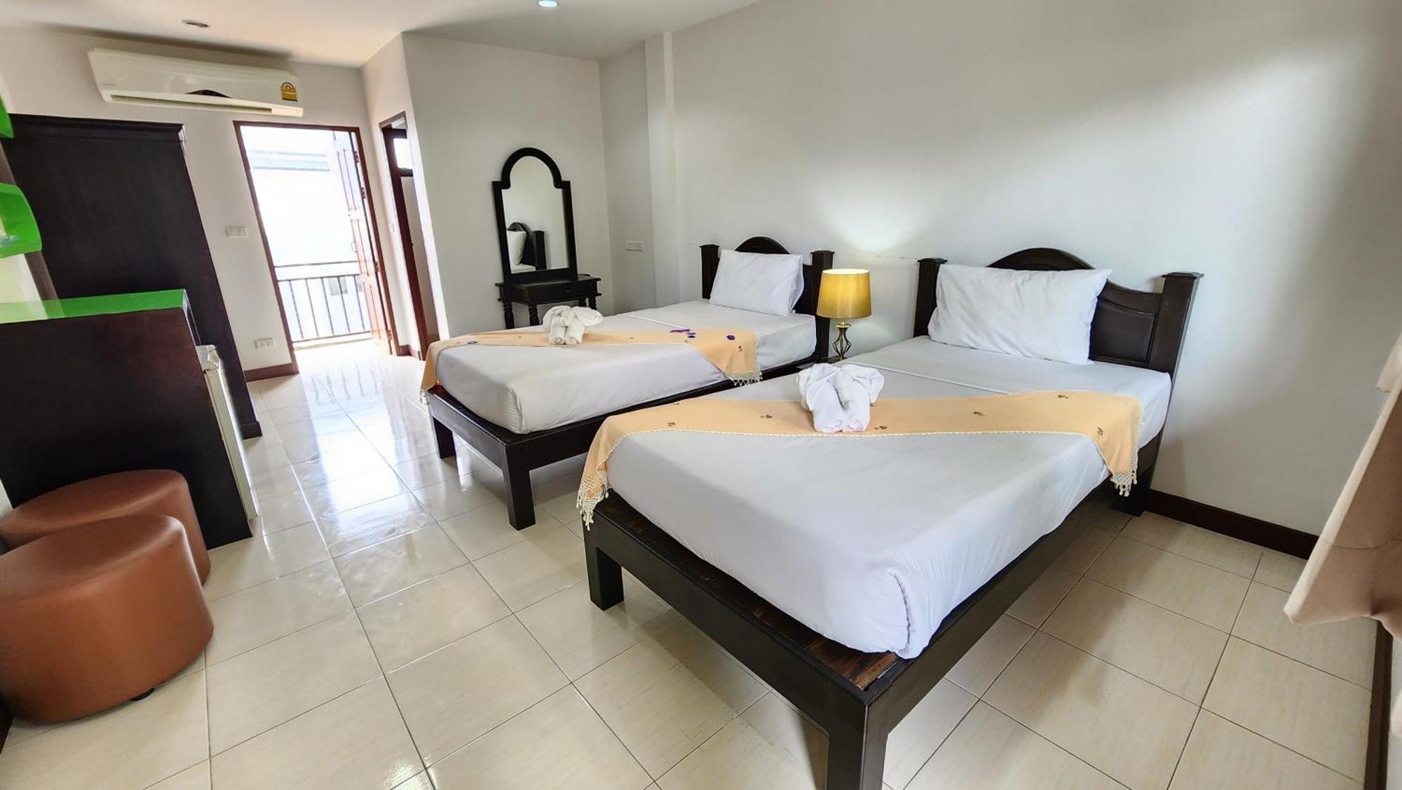 Panupong Hotel Chaweng Plajı Dış mekan fotoğraf