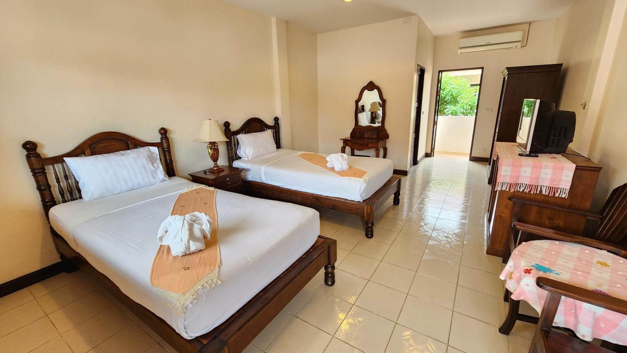 Panupong Hotel Chaweng Plajı Dış mekan fotoğraf
