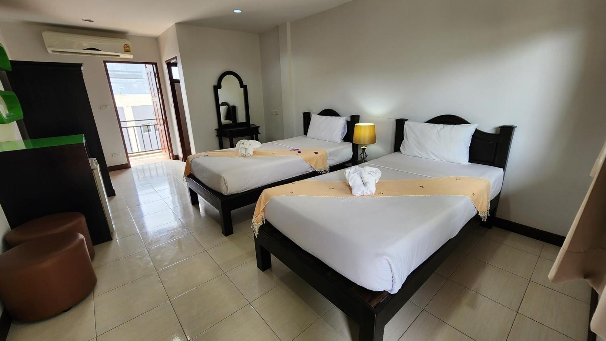 Panupong Hotel Chaweng Plajı Dış mekan fotoğraf