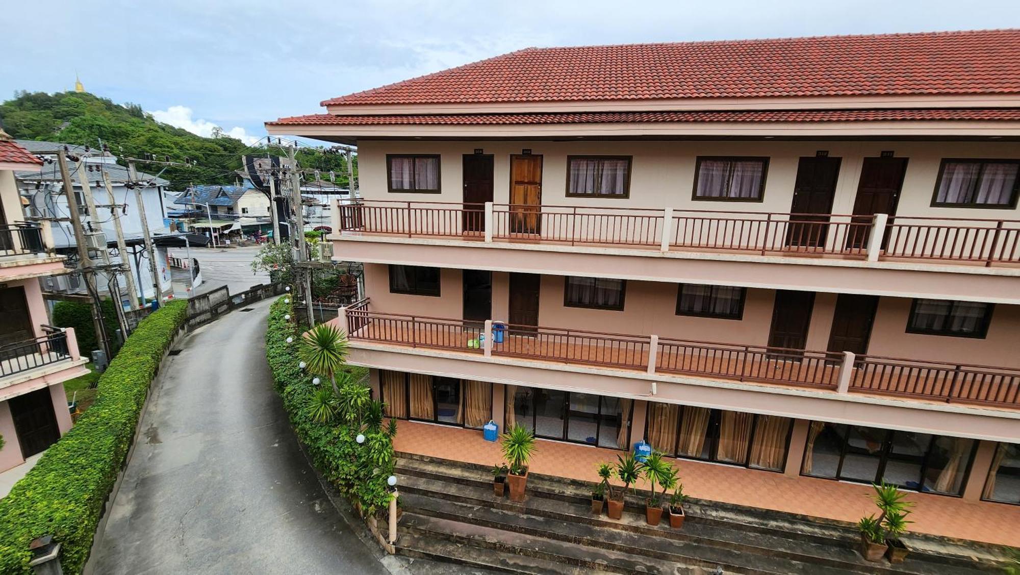 Panupong Hotel Chaweng Plajı Dış mekan fotoğraf
